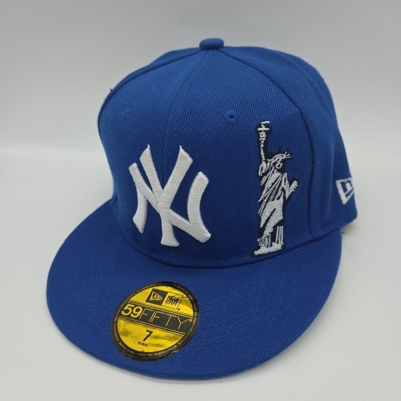 New York Yankees Other - Size 7 - New Era New York Yankees Blue Hat Statue of Liberty 59Fifty New W/O Tag